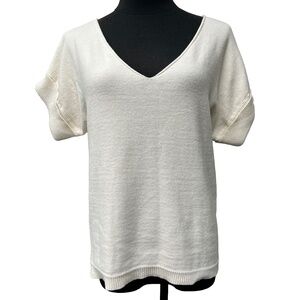 DIP SHORTSLEEVE VNECK SWEATER SIZE S